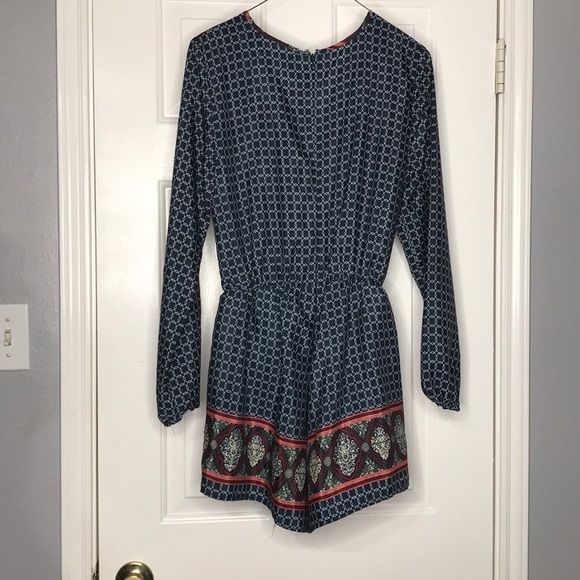 Dressy romper - Picture 2 of 2